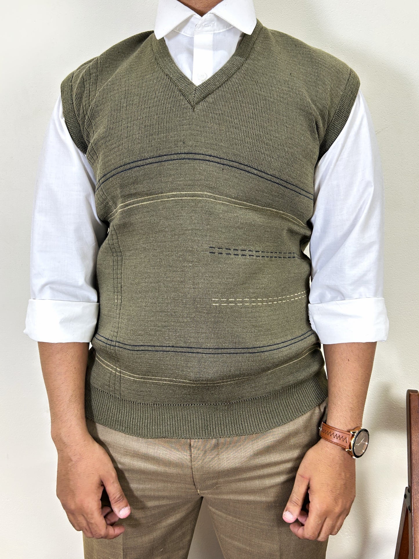 Green Sleeveless Sweater for Men MSW70