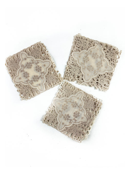 Pack of 12 Floral Plastic Mini Matt 4x4"
