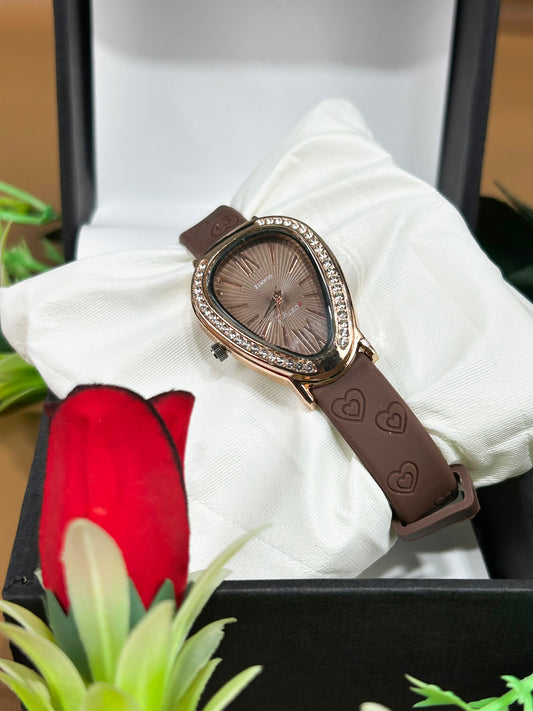 Brown Stylish Wrist Watch for Women WW57