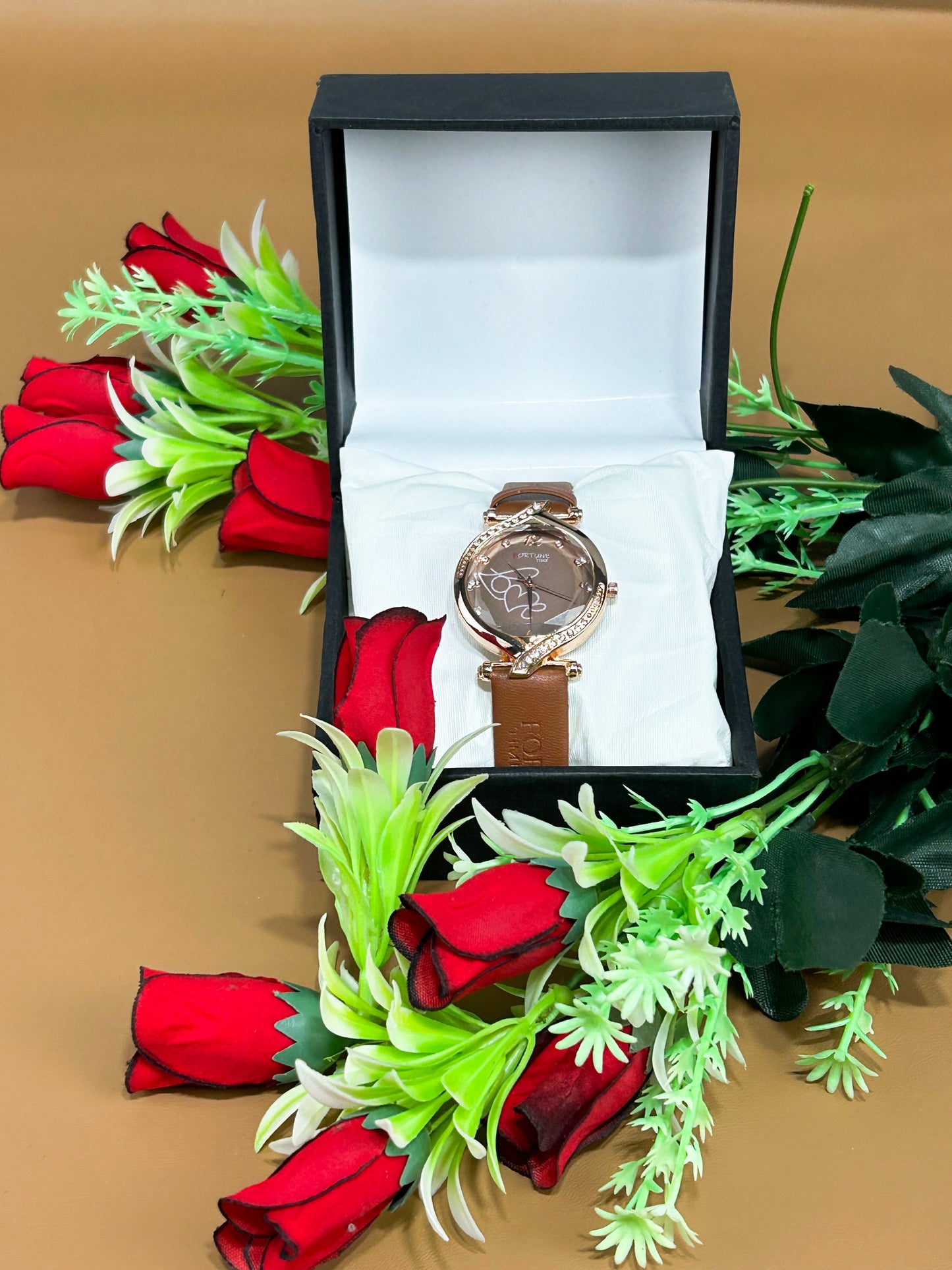 Brown Stylish Wrist Watch for Women WW52