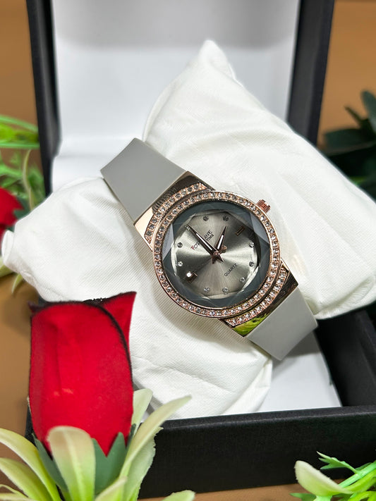 Grey Stylish Wrist Watch for Women WW65