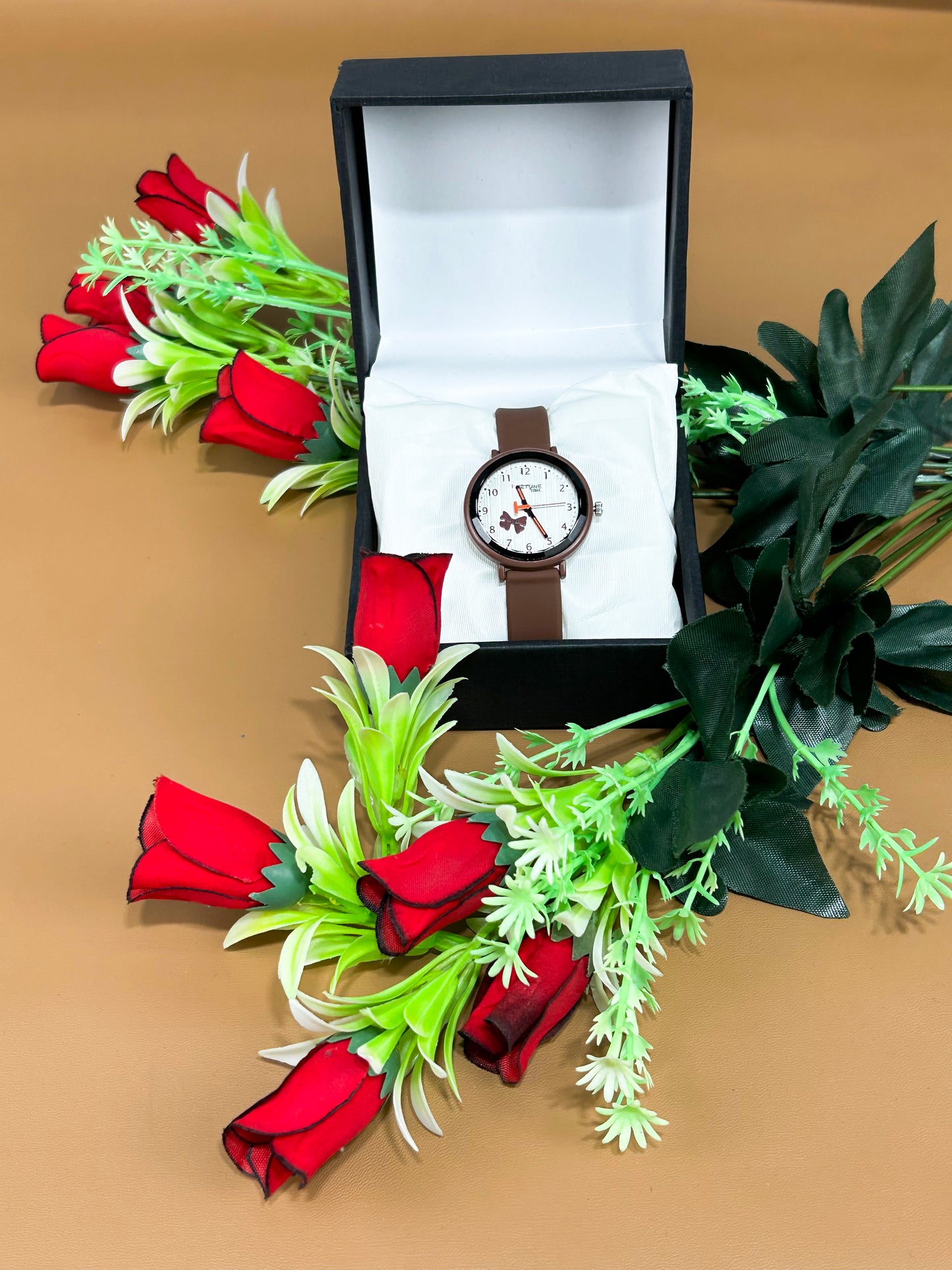 Brown Stylish Wrist Watch for Women WW50