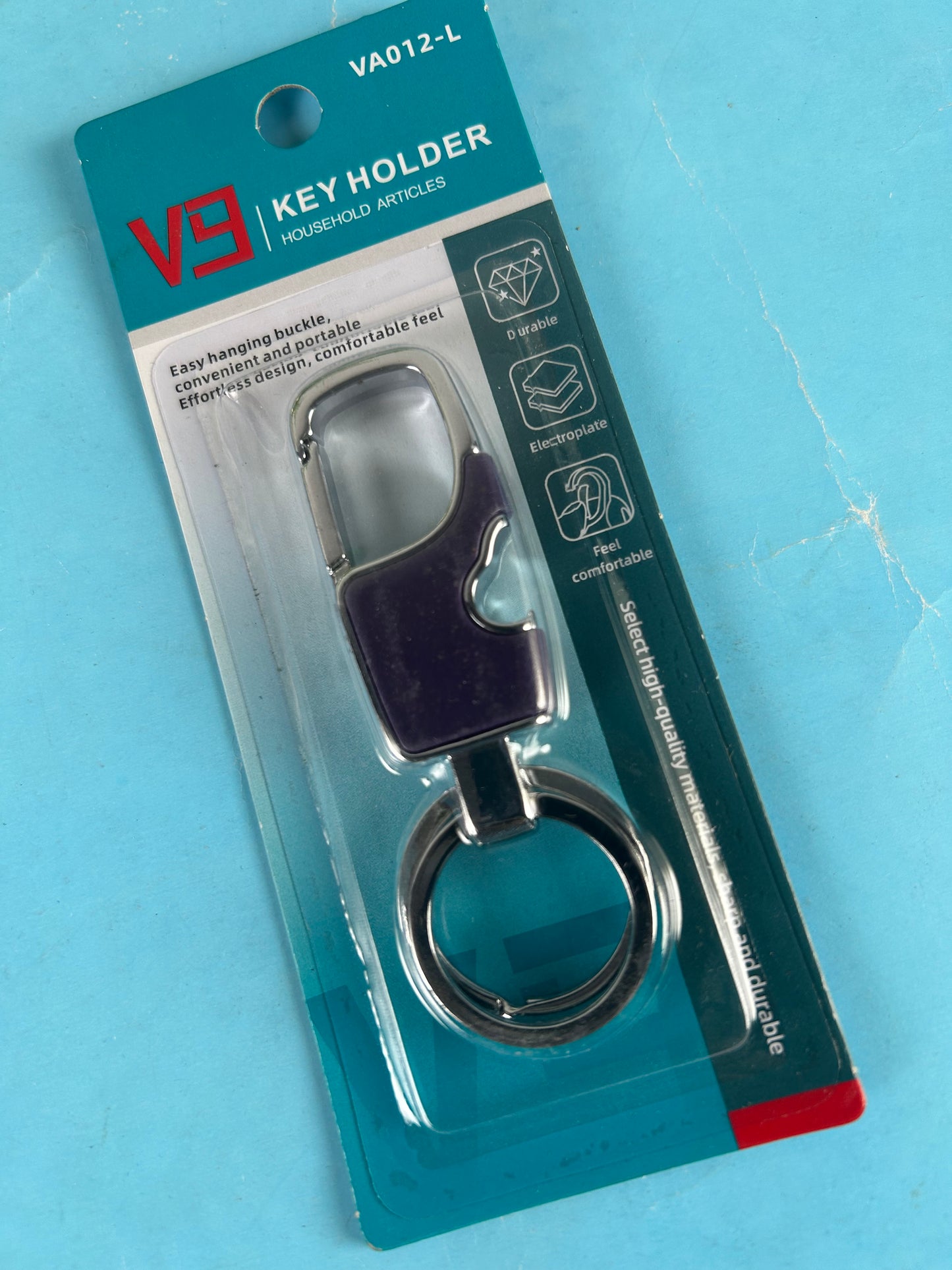 Metal Keychain with Buckle Hanging
