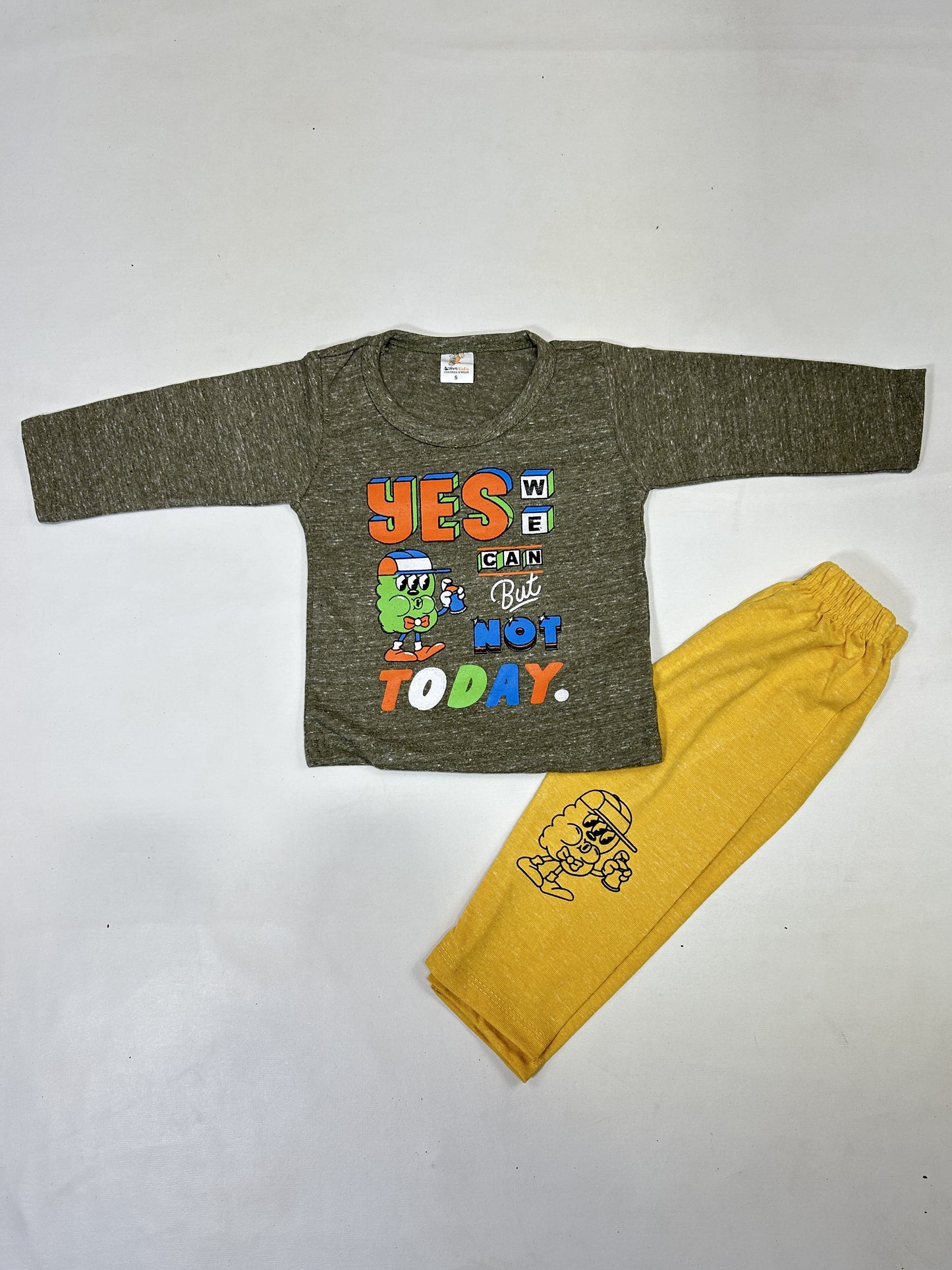 1Yr - 4Yrs Yes Green Suit For Kids RG BS479