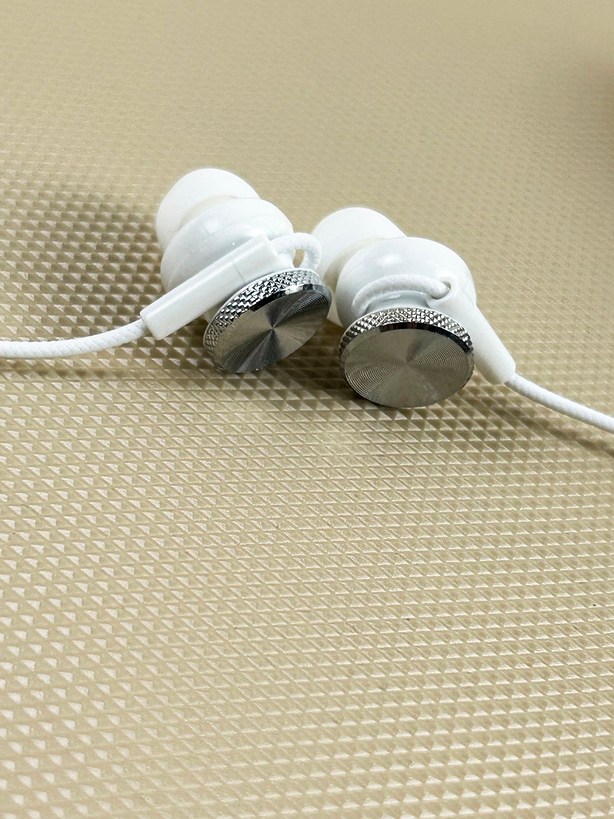M-111 XZS Wired Earphones MA09