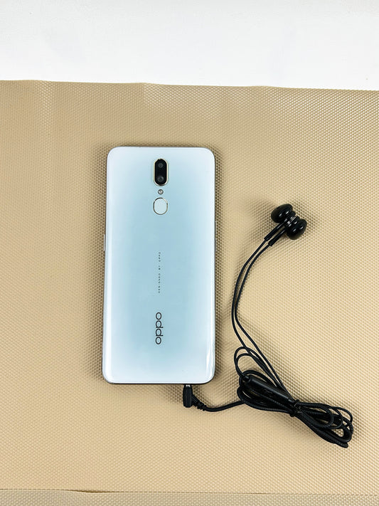 M-100 XZS Wired Earphones MA18