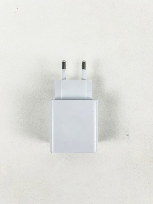 White Wall Charger Adapter MA04
