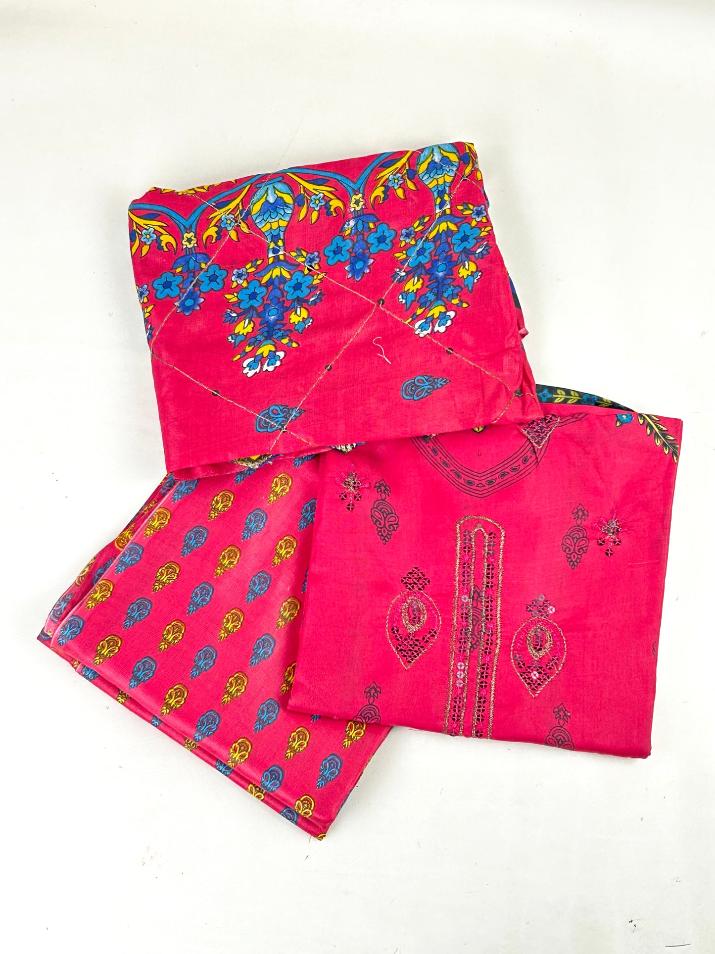 3Pcs Unstitched Digital Lawn Suit For Women WU127