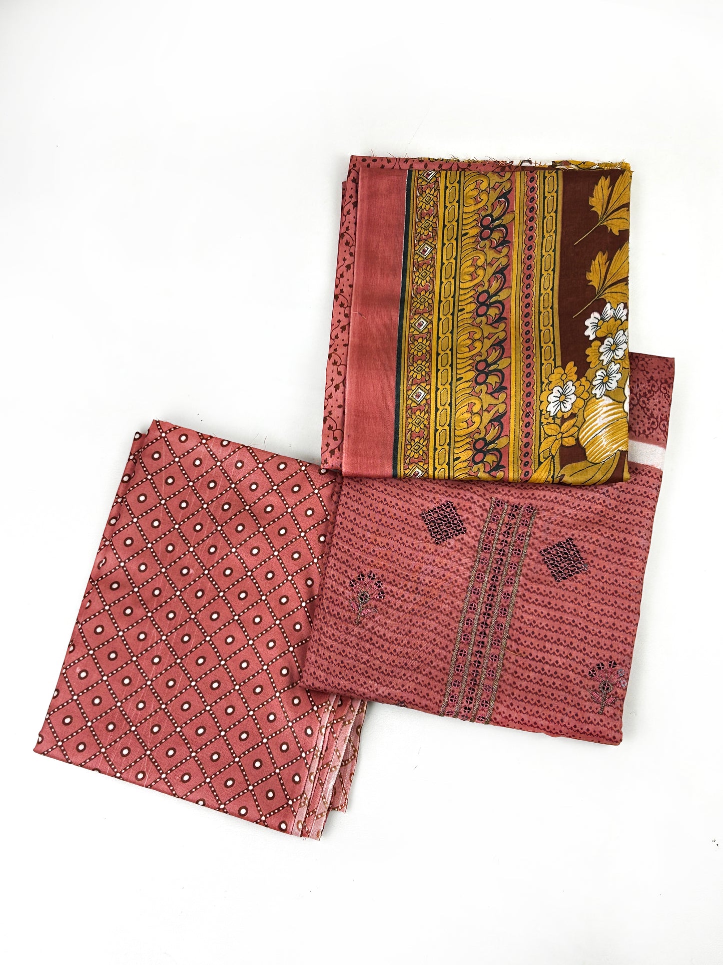 3Pcs Unstitched Digital Lawn Suit For Women WU122