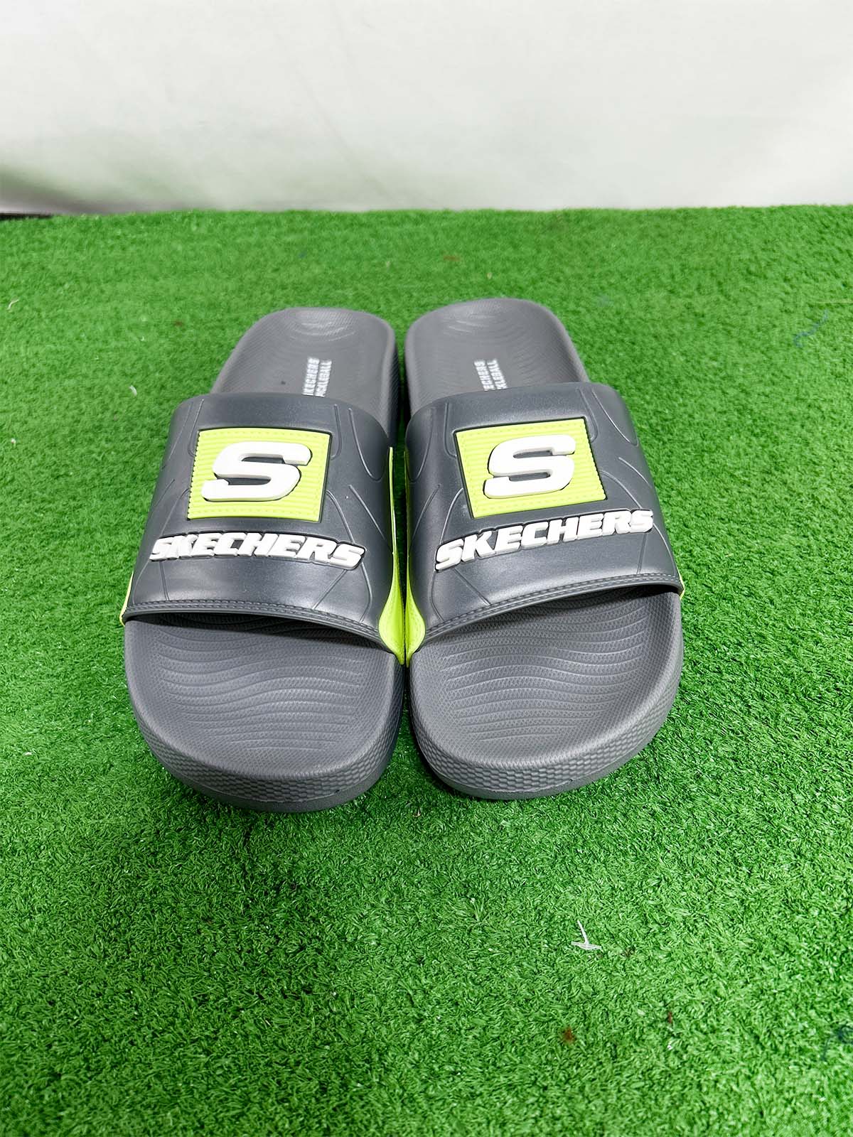 Grey Soft Casual Slipper For Men MC72