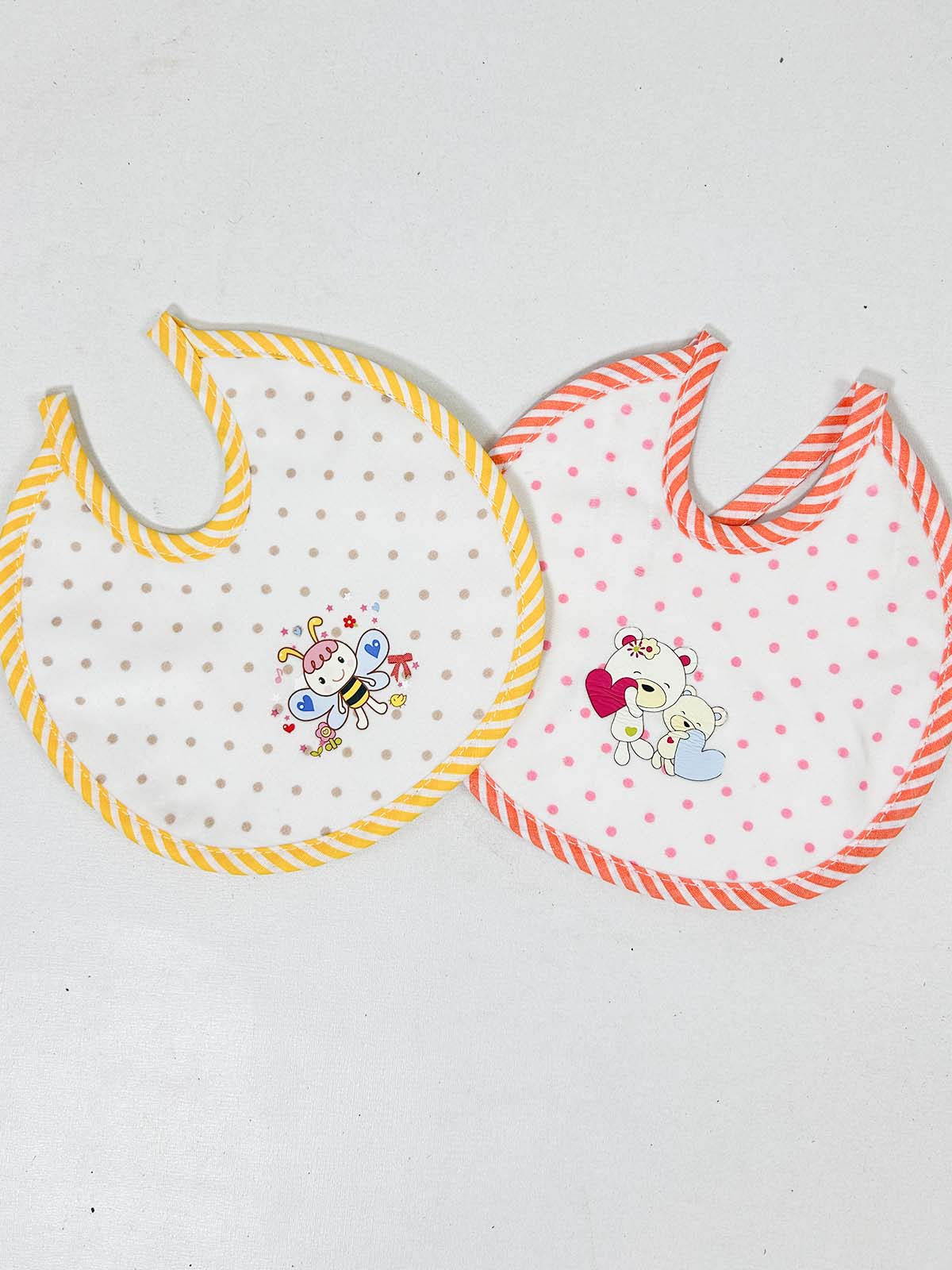 D22 Pack Of 2 Soft and Absorbent Bibs for Newborn NBC37