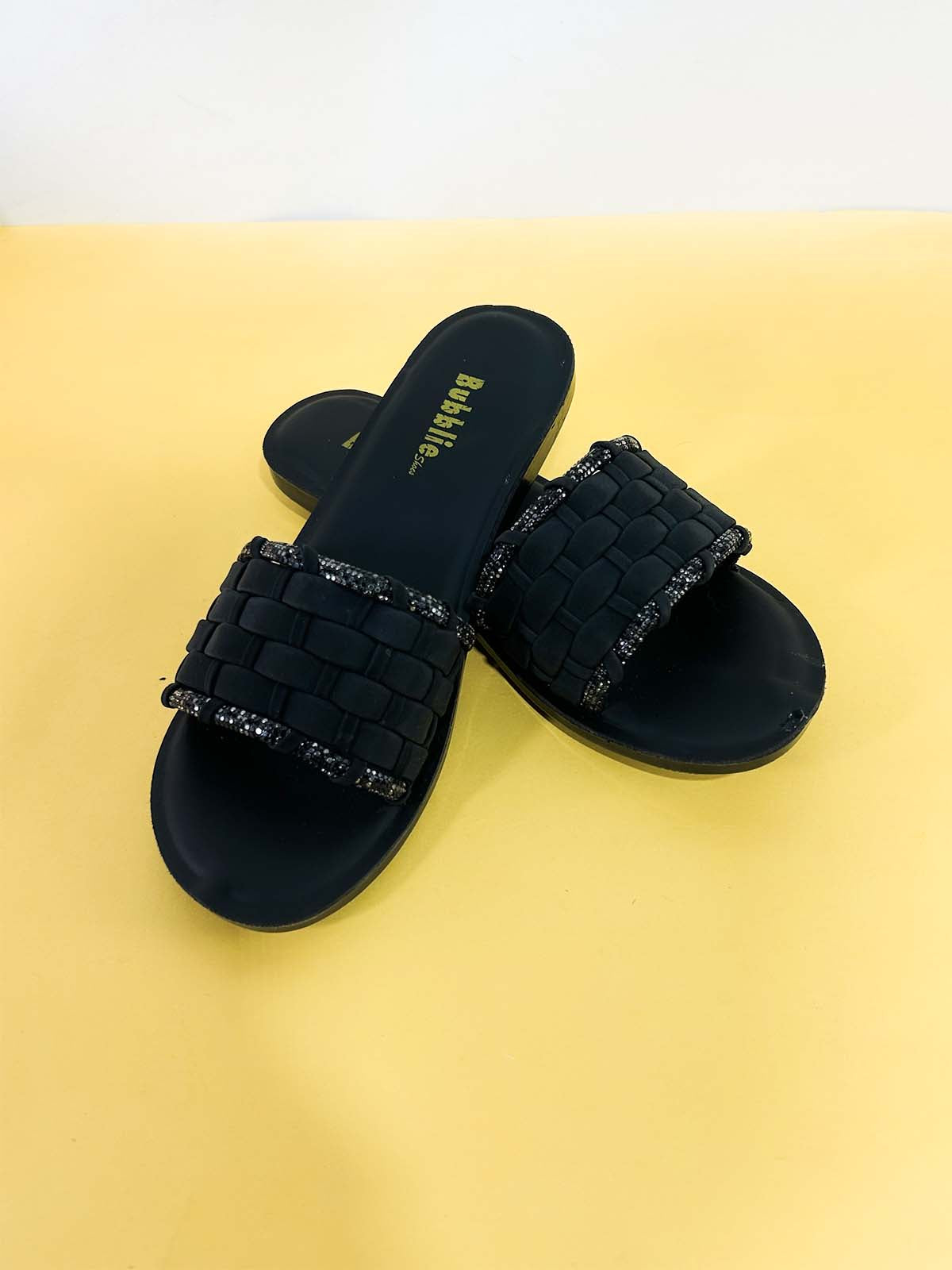 Black Casual Slipper for Women WS57