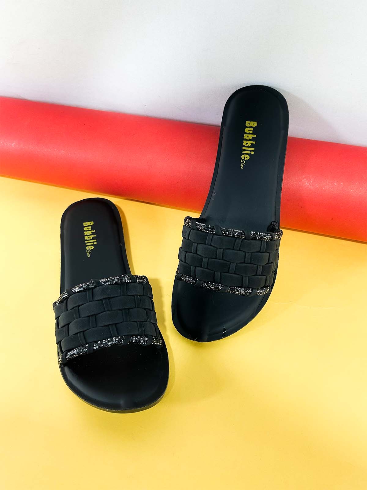 Black Casual Slipper for Women WS57