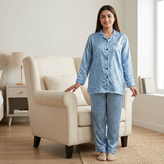 Adult woman wearing WNS46 blue spotted night suit with light piping and matching trousers